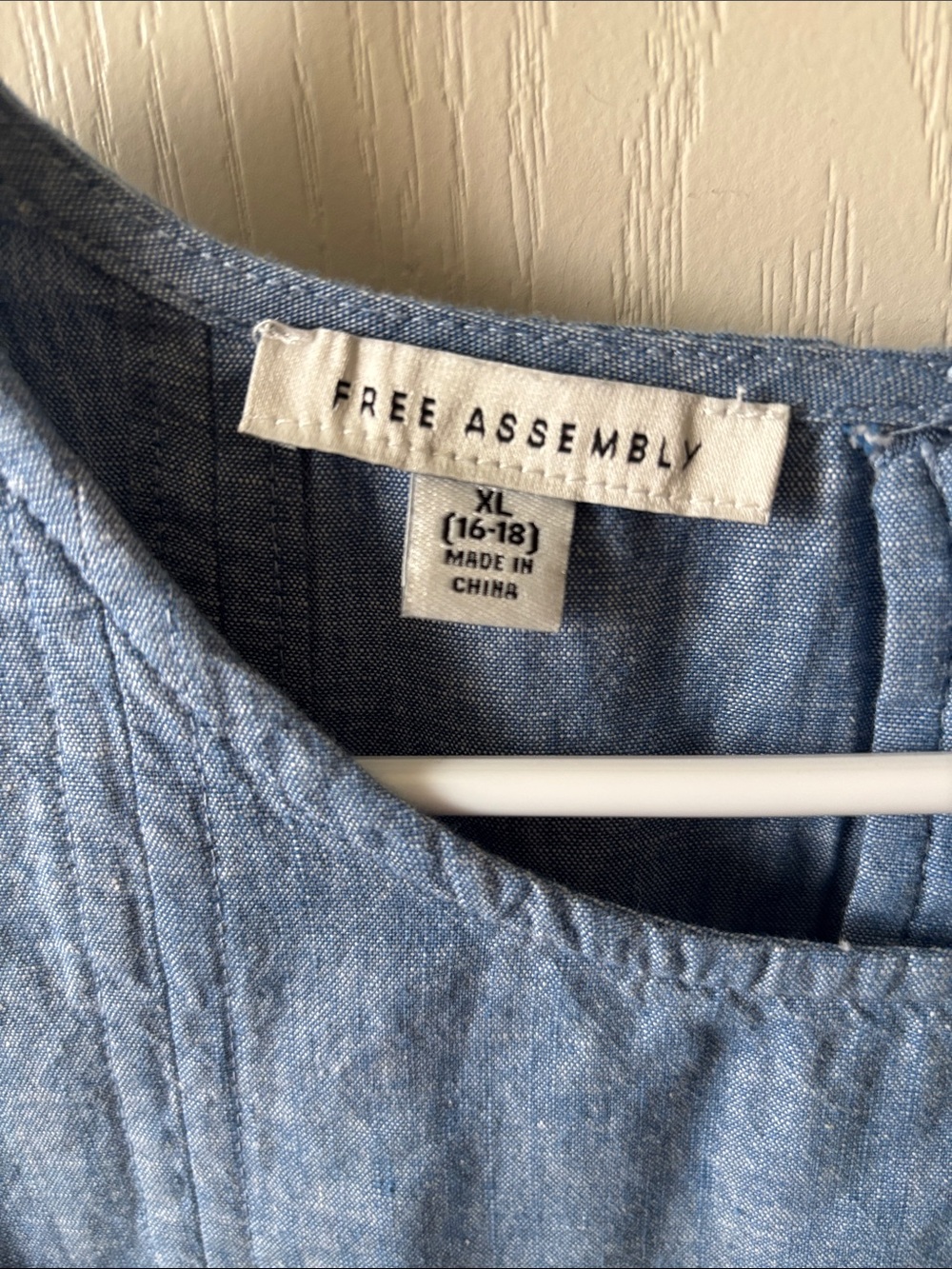NWT Free Assembly Sleeveless Chambray Maxi Dropped Waist Dress in Light Blue - Picture 2 of 6